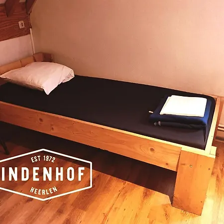 Groepsaccommodatie In Den Hof Bed & Breakfast *
