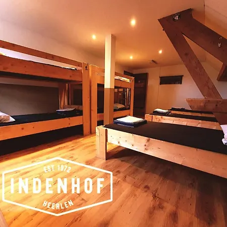 Bed & Breakfast Groepsaccommodatie In Den Hof