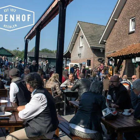 Groepsaccommodatie In Den Hof Bed and Breakfast *