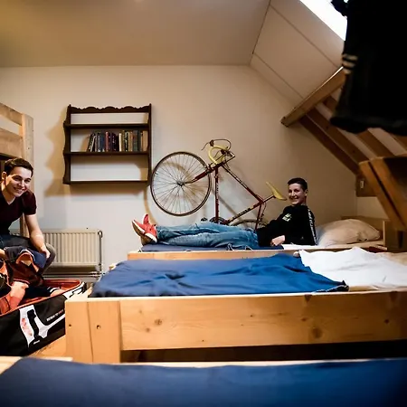 Groepsaccommodatie In Den Hof Bed and Breakfast Χέερλεν