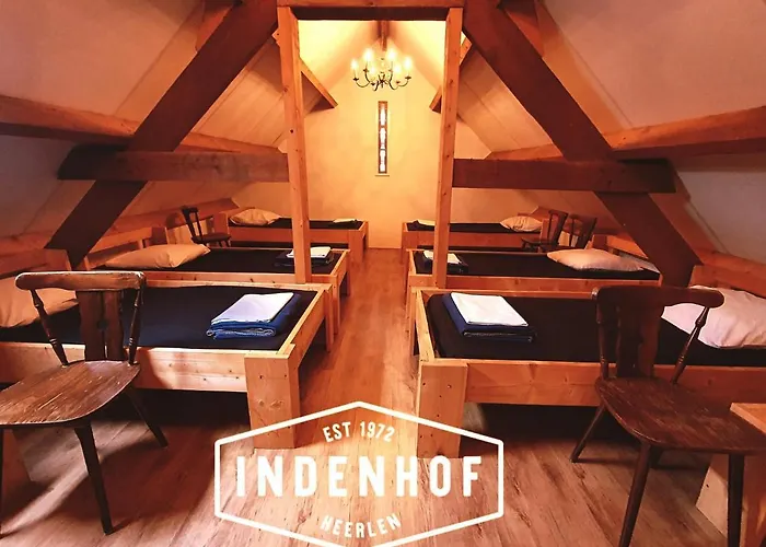 Groepsaccommodatie In Den Hof * 海尔伦